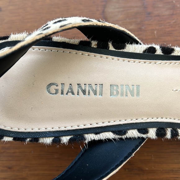 Gianni Bini Leopard Ankle Strap Heels - Picture 4 of 5